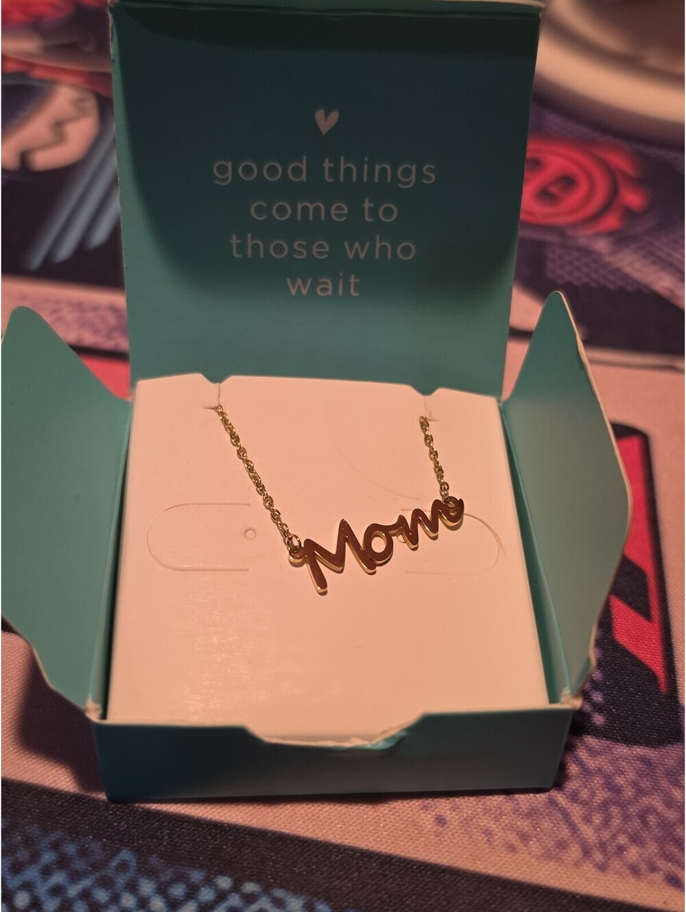 Origami Owl "Mom" Script Necklace 15.5-18.5" Chain